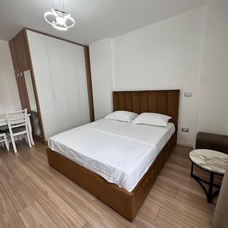 Studio City Center Tirana Buitenkant foto